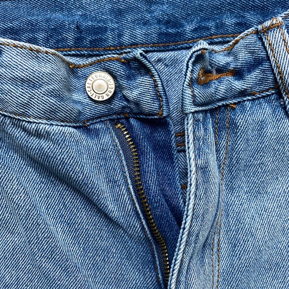 BRANDY MELVILLE JEANS - Picture 2 of 4